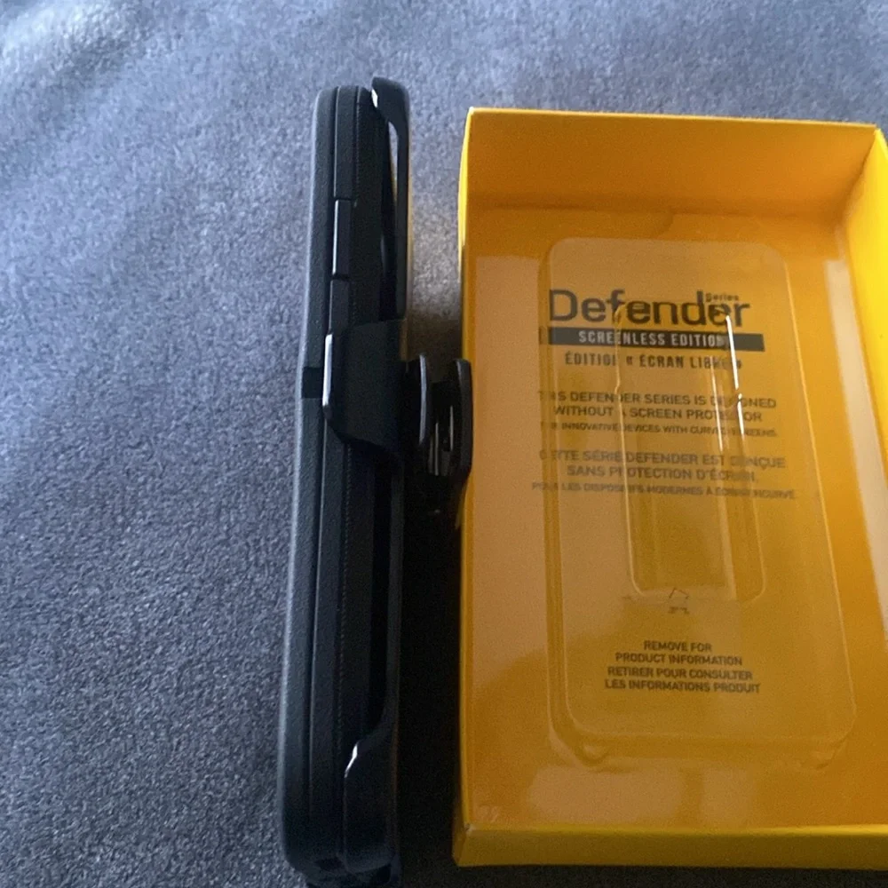 Slightly used OtterBox cell phone case